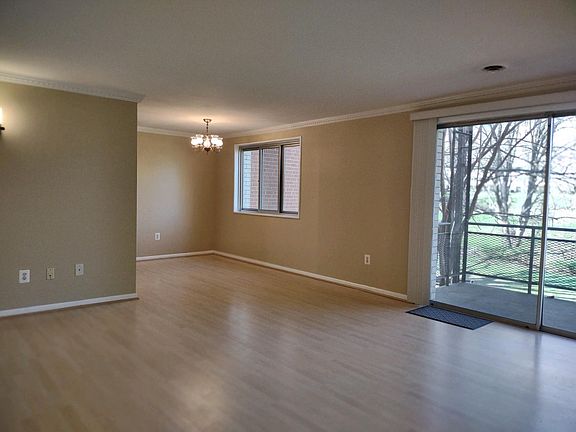 2nd image of 10232 Rockville Pike APT 201