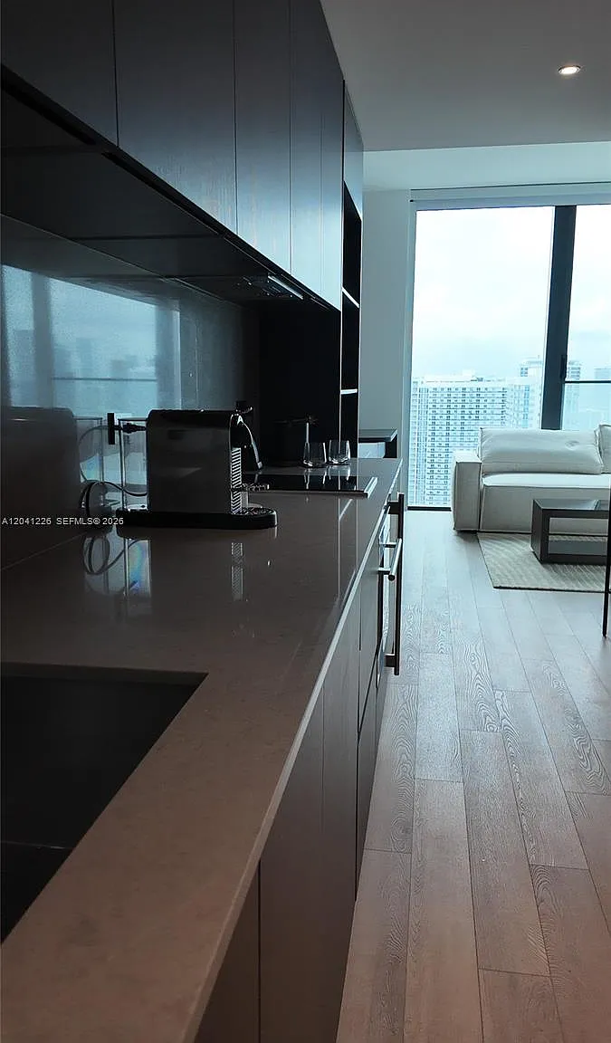 Miami North — Photo 1