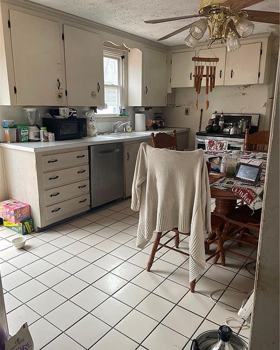 100 Harley St, West Warwick, RI 02893 Zillow