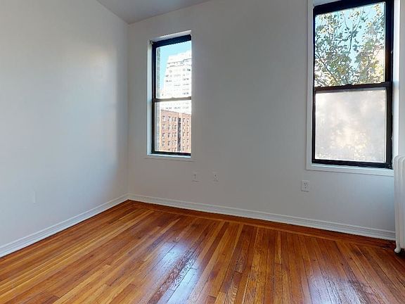 3rd image of 78 W 11th St #16-1