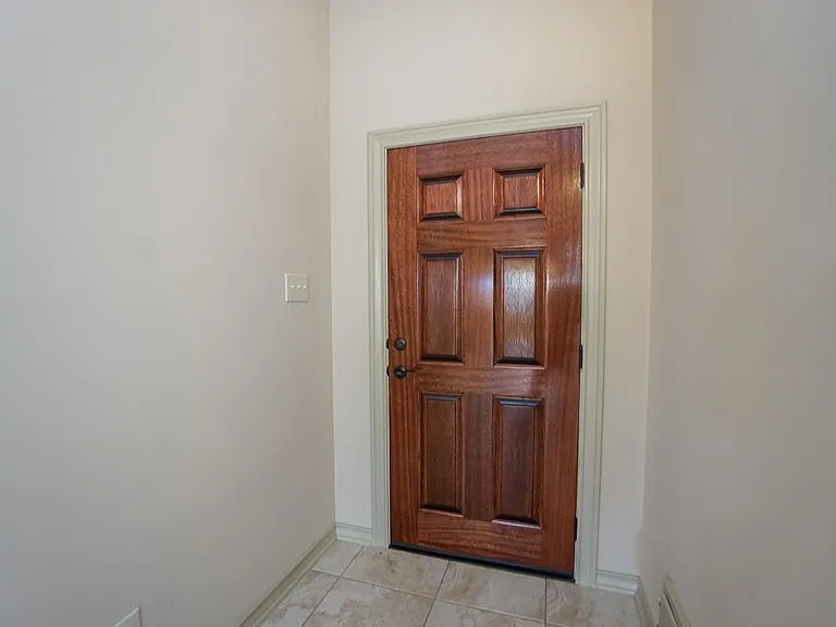 2206 Argos Dr — Photo 6