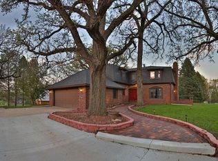 6715 NW 48th Ct, Johnston, IA 50131