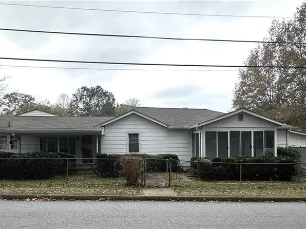 161 Edwards St, Canton, GA 30114