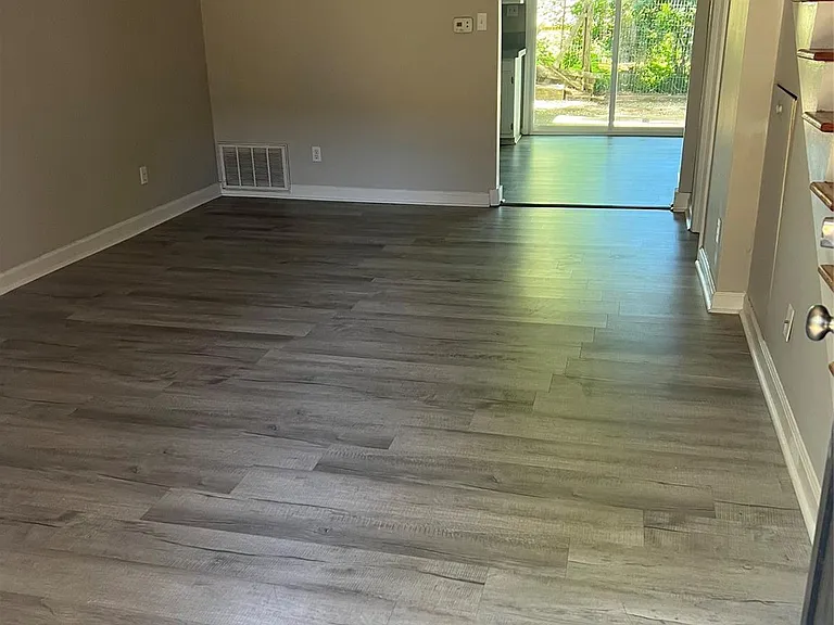 407 S Chester St #14 — Photo 2