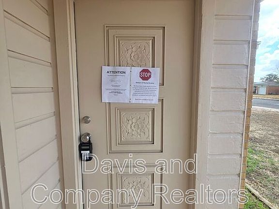 2nd image of 4210 Pasadena Dr