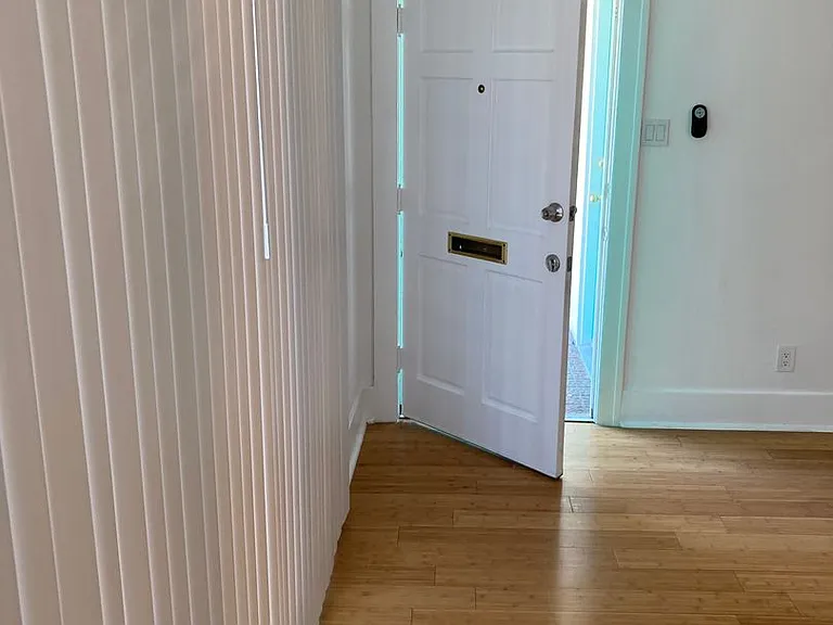 "Lofts @ Larchmont"- Lofts at Larchmont LLC — Photo 18