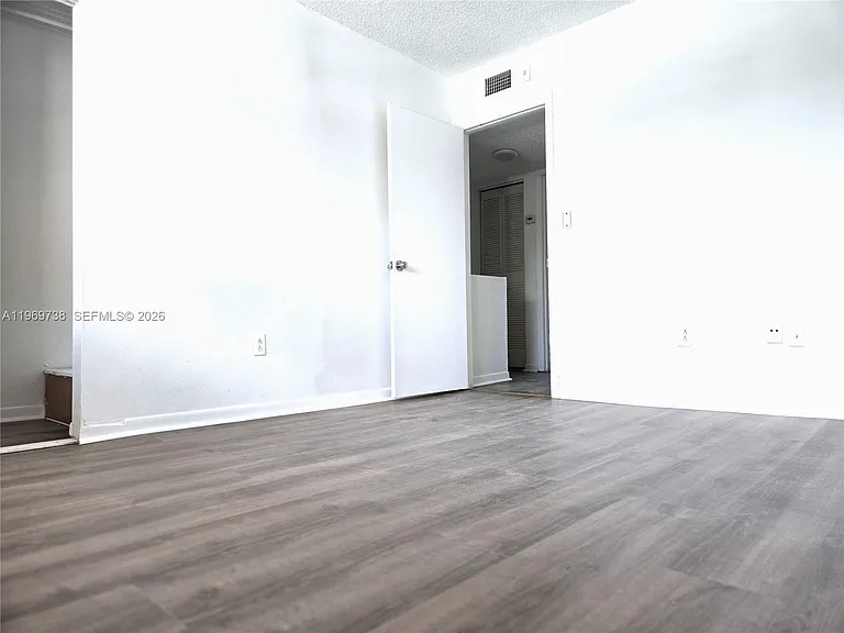 300 NW 107th Ave #206 — Photo 14
