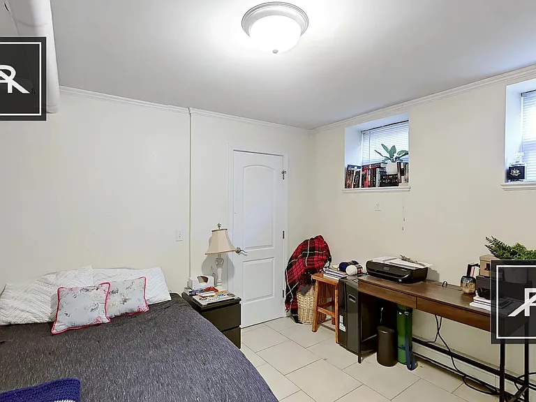 17 Glenville Ave #B7 — Photo 5