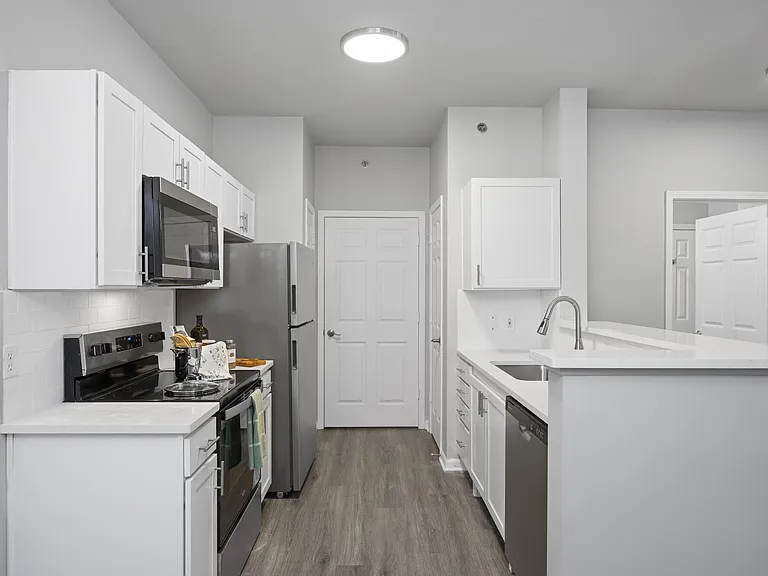 The Fairways Apartment Homes — Photo 20