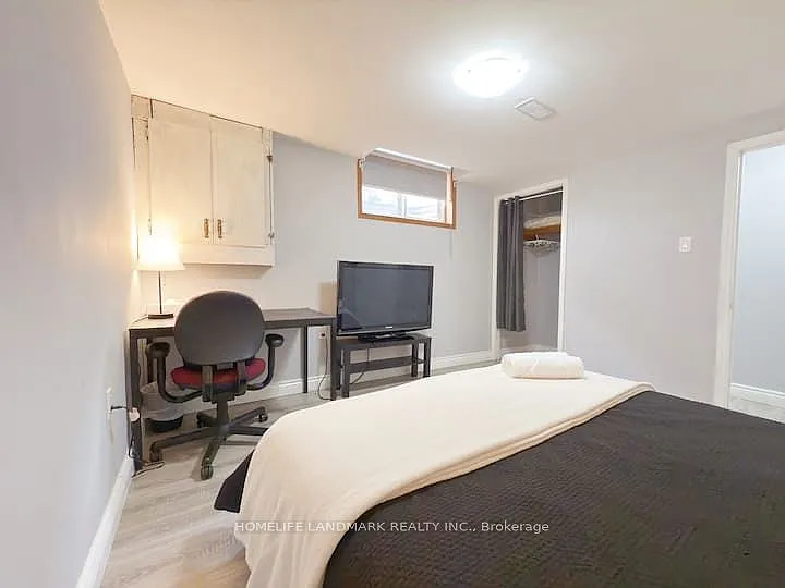 81 United Sq #BASEMENT — Photo 11