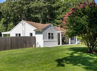 344 N Magee St, Southampton, NY 11968