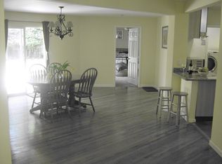 10408 Newhome Ave, Sunland, CA 91040