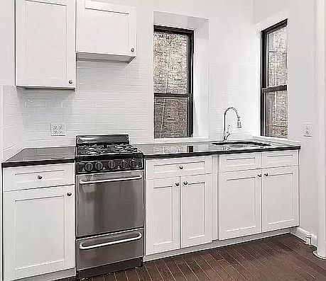 2nd image of 284 Mulberry St #5