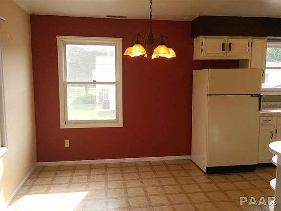 5th image of 3546 W Richwoods Blvd