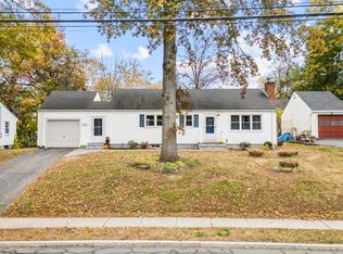 1196 Trout Brook Dr, West Hartford, CT 06119