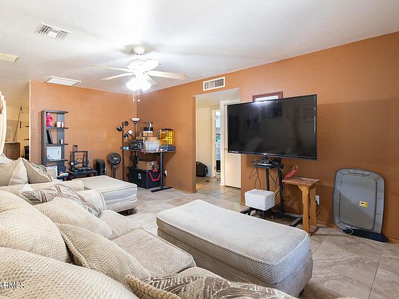 3rd image of 2931 W WOODRIDGE Drive