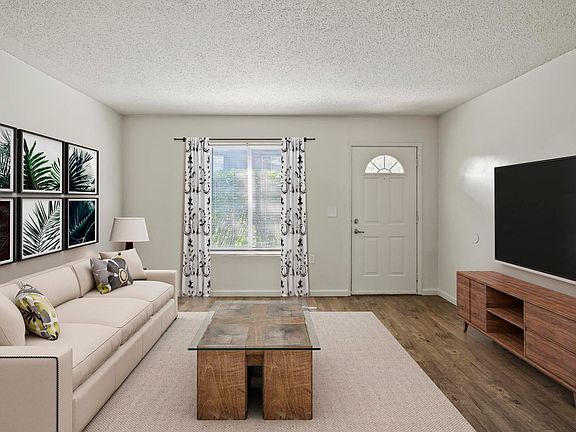 2nd image of 11120 Graben Dr #2B-1Ba-1000Sqft