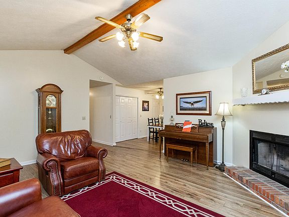 5th image of 109 Hobbs Dr