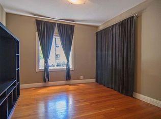 891 York St, San Francisco, CA 94110