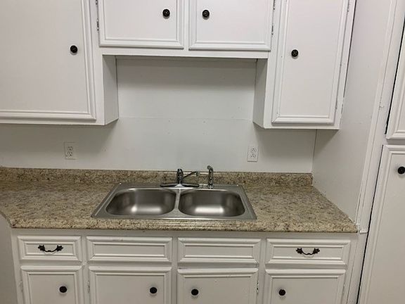2nd image of 501 E Boynton St APT 4