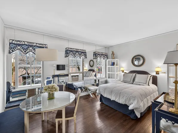 203 East 72nd Street image 1 of 13