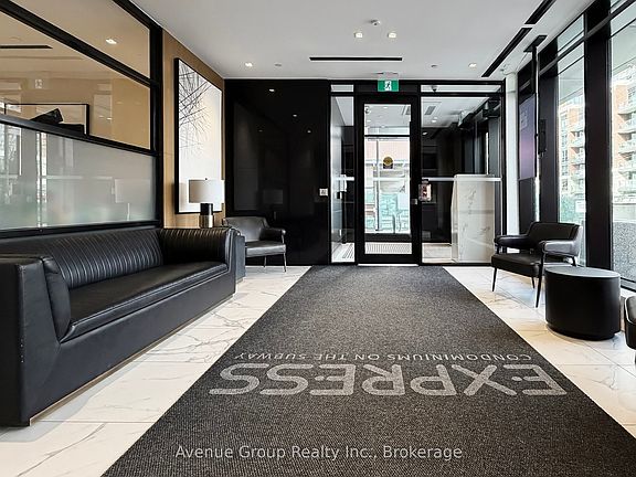 5th image of 8 Tippett Rd #631