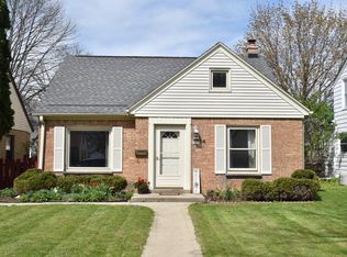 3453 N 80th St, Milwaukee, WI 53222