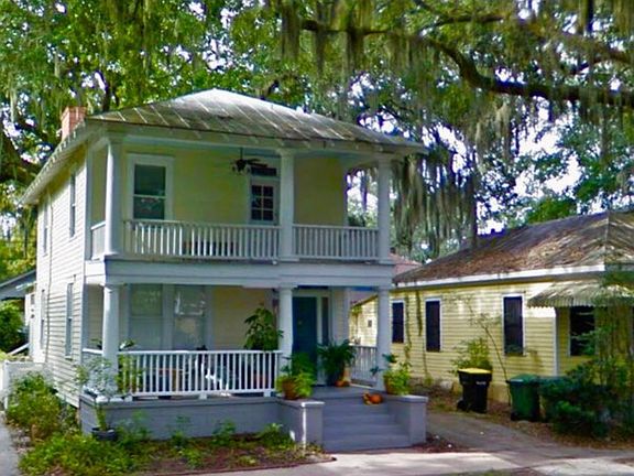 Street view with double porches