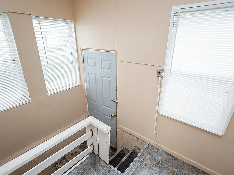 826 F St — Photo 30