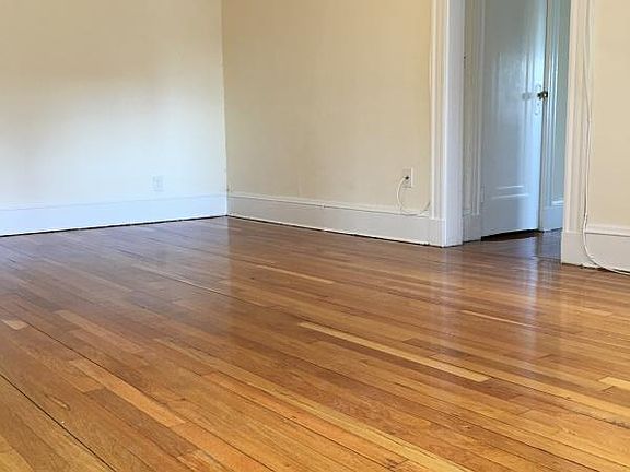 5th image of 1610 Massachusetts Ave APT 6