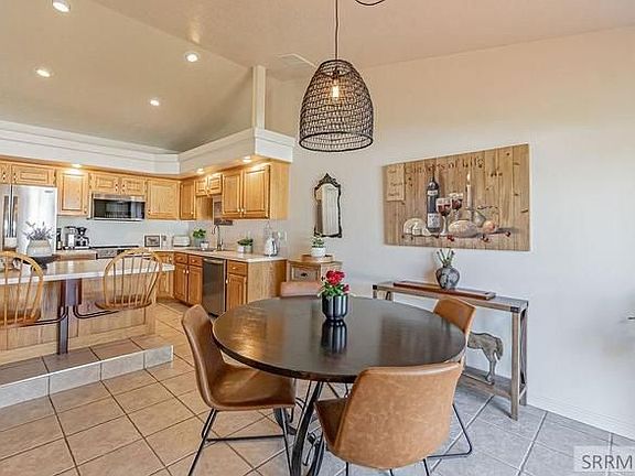 5th image of 3835 E Heartland Cir
