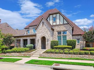 2221 Emerson Ln, Carrollton, TX 75010