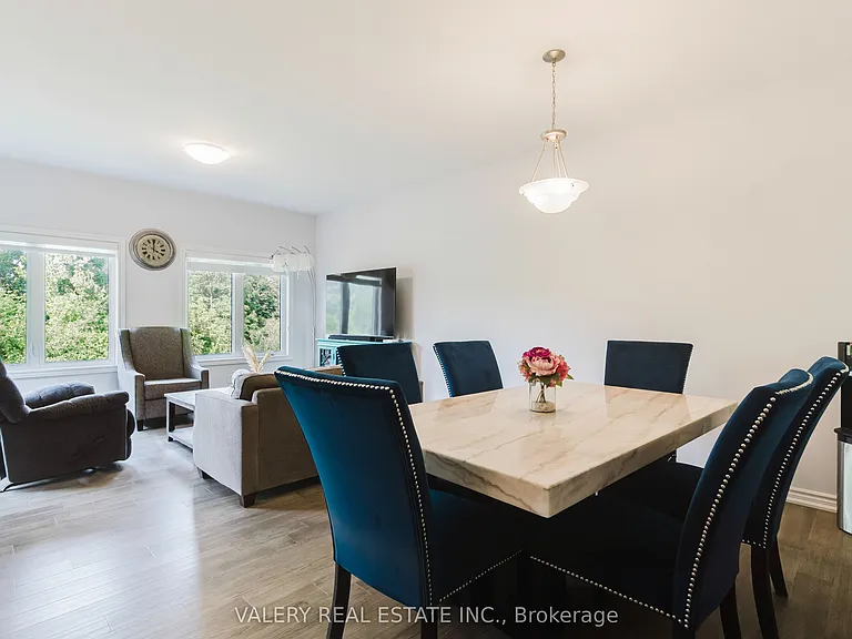 133 Caroline St — Photo 7