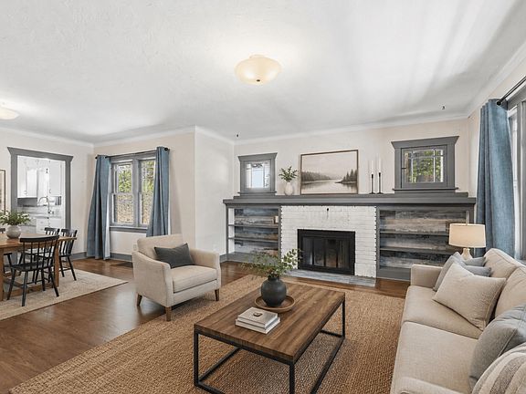 3rd image of 3302 W 8th Ave
