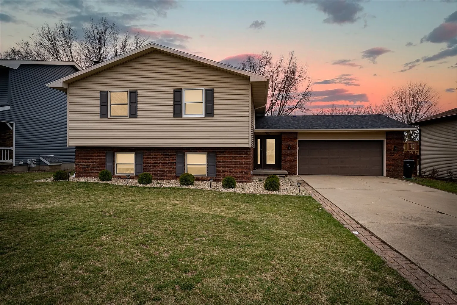 3008 Mirium Dr photo 1