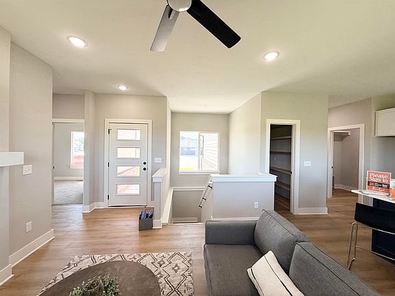 5th image of 10710 E Bonita St