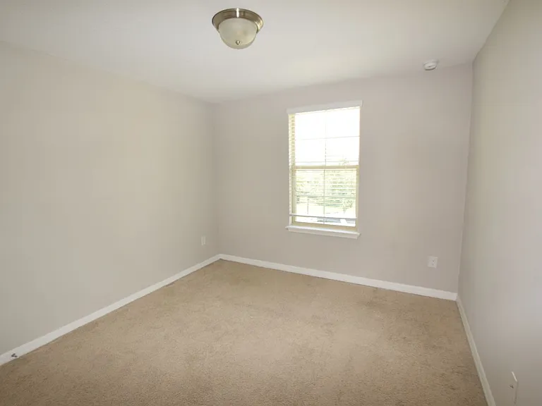 16097 Pebble Bluff Loop — Photo 22