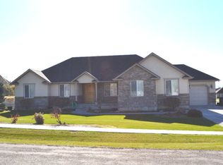 5258 S Cabana Dr, Ammon, ID 83401