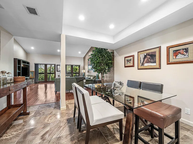 11355 Pond View Dr #D202 — Photo 3