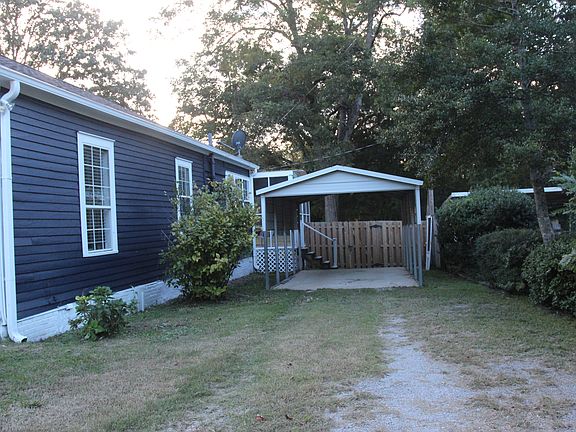 Right Side & Carport