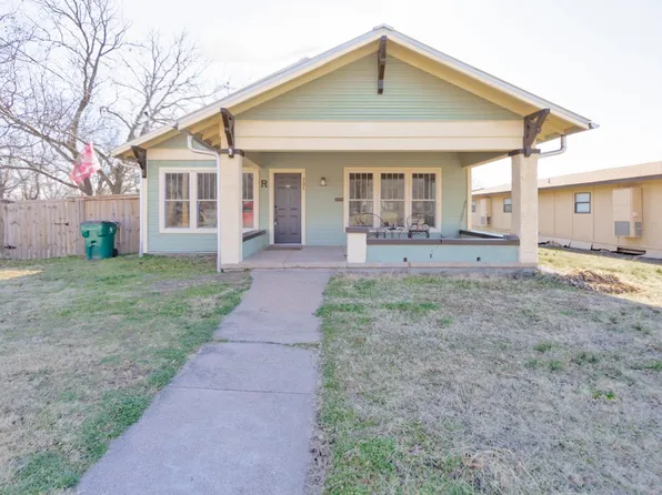 701 N Mason St, Bowie, TX 76230