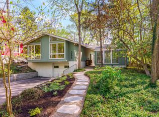 265 Erie Rd, Columbus, OH 43214