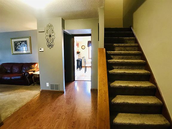 2nd image of 2107 E Carousel Dr