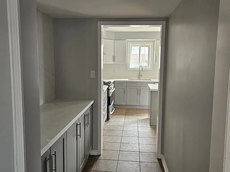 3 Kaufman Dr #UPPER — Photo 9