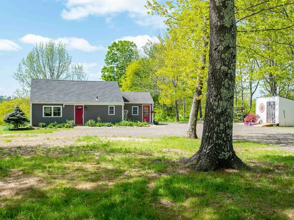 279 Province Road, Barnstead, NH 03218