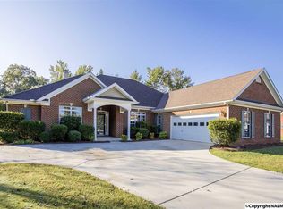 129 Bay Pointe Ln, Madison, AL 35758