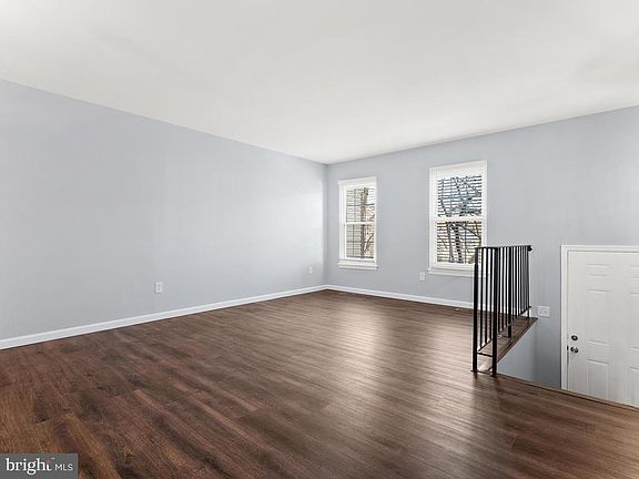 5th image of 708 Ivy League Ln Unit 12-68