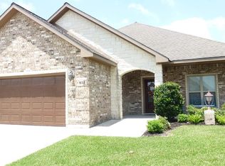 613 Mason Cir, Victoria, TX 77904
