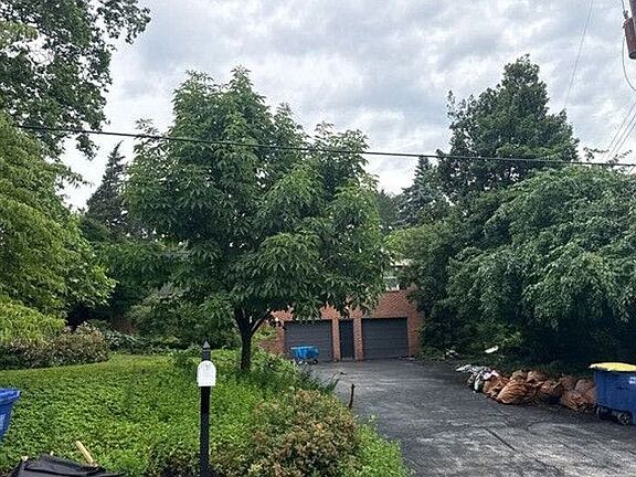 3rd image of 1171 Grandview Rd