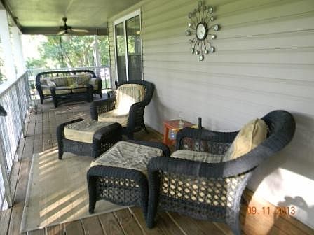 5th image of 1 River Oak Dr